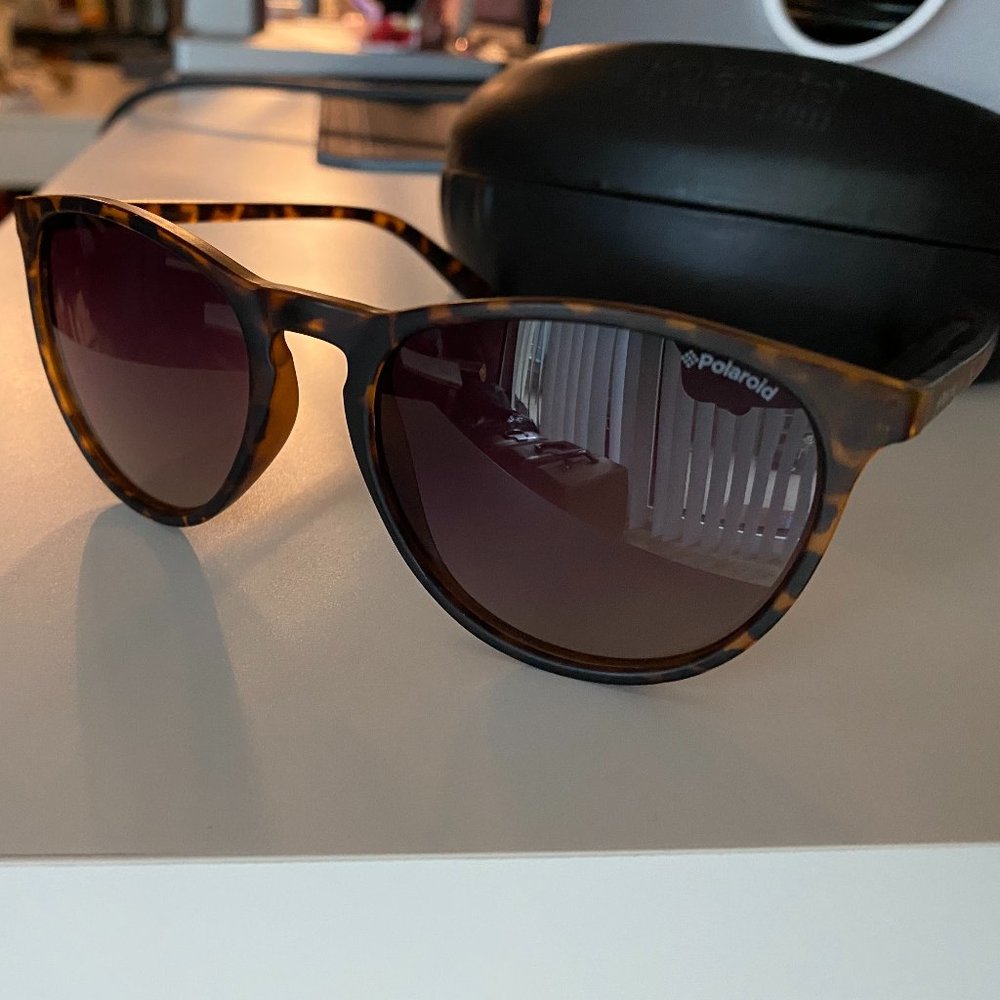Polaroid Sunglass - image 1